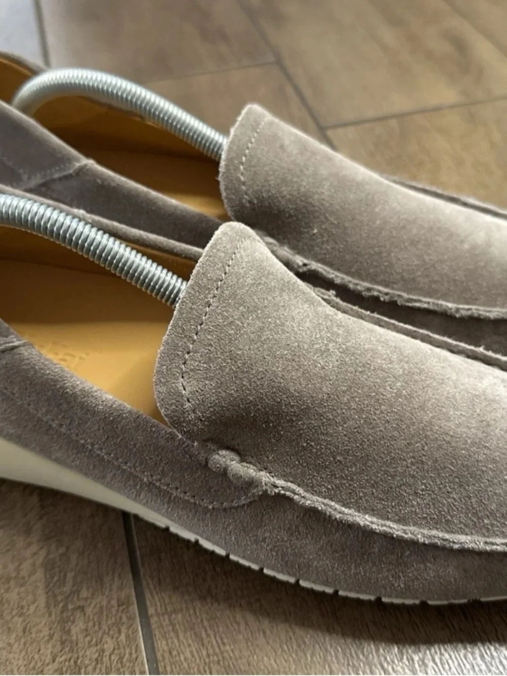 Olukai Ka'a Loafer Leather Suede Light Grey 10535-6363 Men's Sz 10